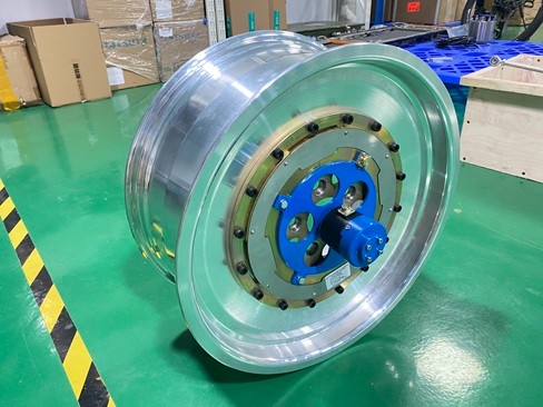 M56六分量車輪力傳感器